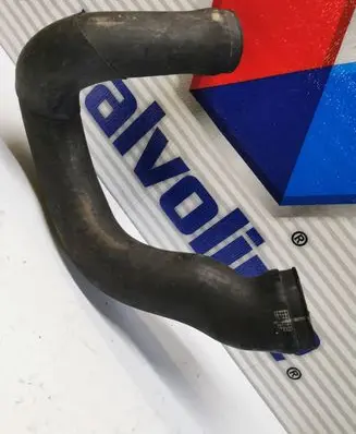 Audi A4 S4 B7 8E 8H Intercooler hose/pipe 4B0145746E
