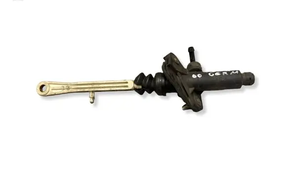 Volvo S80 Clutch master cylinder 9480745
