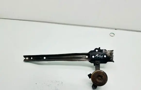 Toyota Auris E180 Fender mounting bracket 