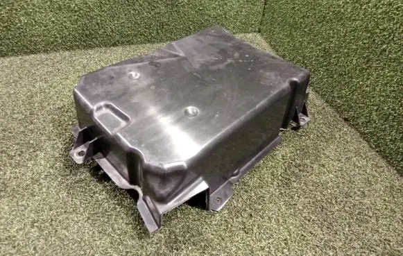 Land Rover Defender Battery box tray L8B210C826BC L8B210C826