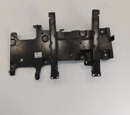 Peugeot 208 Engine mounting bracket 9841537880