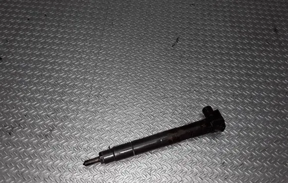 Mercedes-Benz C W204 Fuel injector 28348370 6510702887