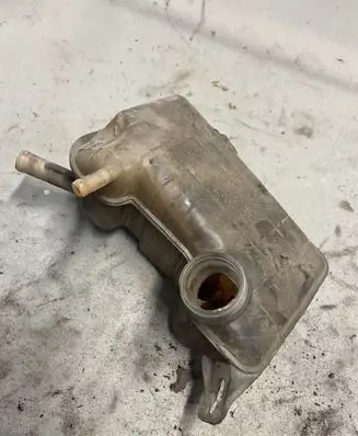 Renault Scenic II - Grand scenic II Coolant expansion tank/reservoir 8200262036 820026203