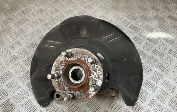 Subaru Outback Front wheel hub