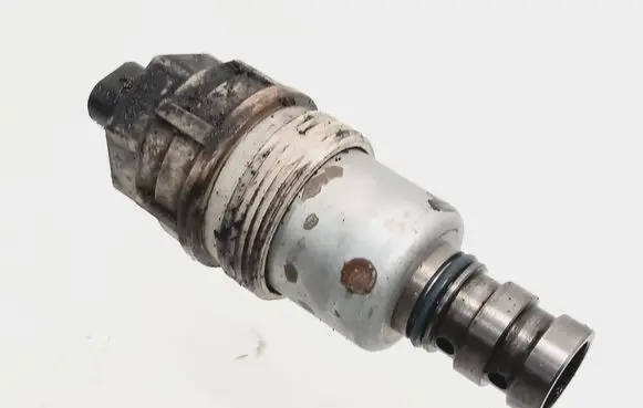 Mercedes-Benz Sprinter W906 Camshaft vanos timing valve A6511800315