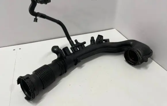 Mercedes-Benz GLA H247 Intercooler hose/pipe A2600904700