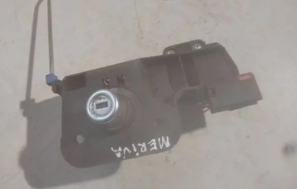 Opel Meriva A Tailgate exterior lock 13168316