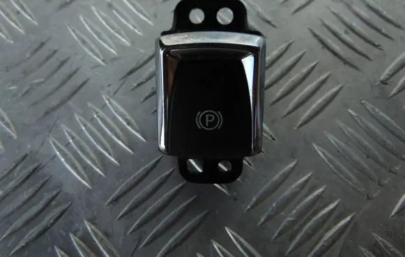 Nissan Leaf II (ZE1) Hand parking brake switch 