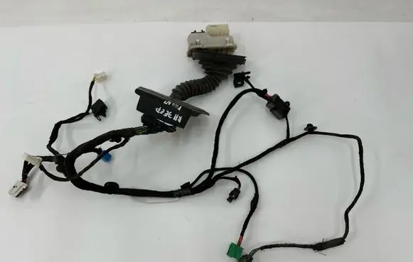 Jeep Grand Cherokee Front door wiring loom P68136763AD