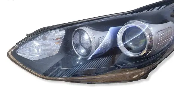 KIA Sportage Headlight/headlamp 8H001116007