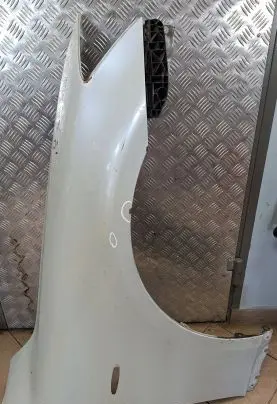 Lexus IS 220D-250-350 Fender