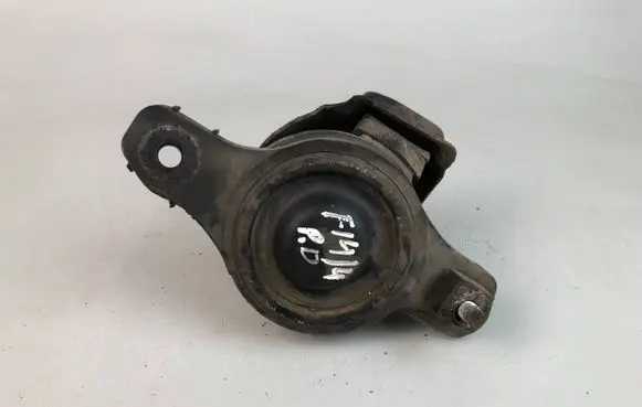Subaru Forester SJ Engine mount bracket