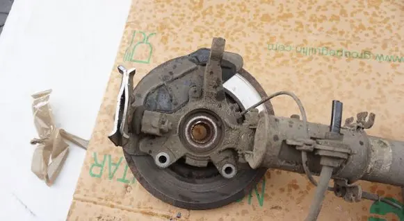 Fiat Doblo Front wheel hub spindle knuckle SKO71683