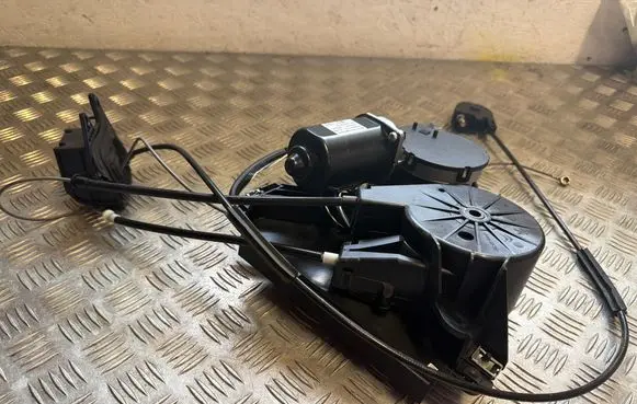 Toyota Proace Sliding door latching motor 01066062153 9808246880
