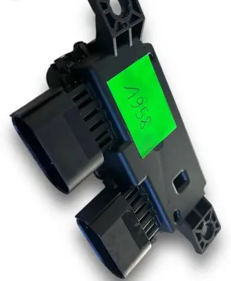 Mercedes-Benz GLA H247 Central body control module S1958 A0009008214