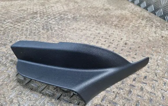 Volvo XC40 Other sill/pillar trim element 31469200