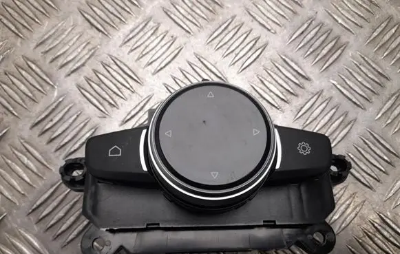 Alfa Romeo Giulia Other switches/knobs/shifts 156156650