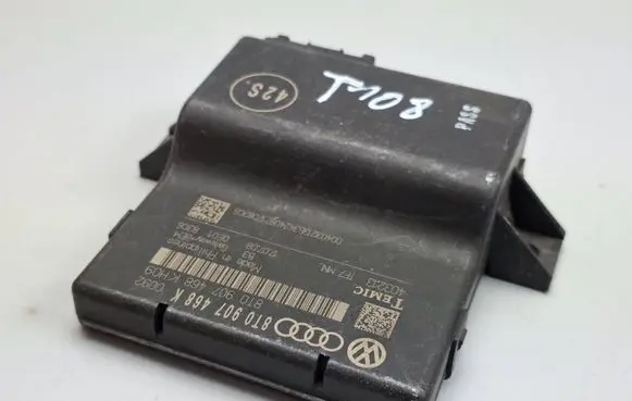 Audi A5 8T 8F Gateway control module 8T0907468K 403213