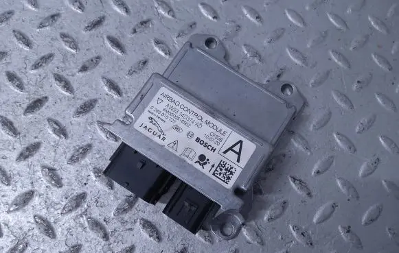 Jaguar XJ X351 Airbag control unit/module AW9314D374AD 0285010727