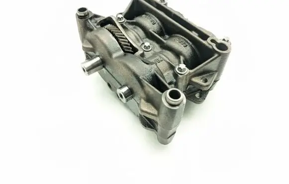 Chrysler PT Cruiser Oil pump balance shaft A6110100736 26033495A