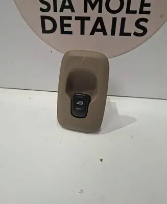 Volvo XC90 Electric window control switch 8685288 19206