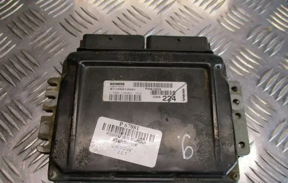 Volvo S40, V40 Engine control unit/module ECU S110921002