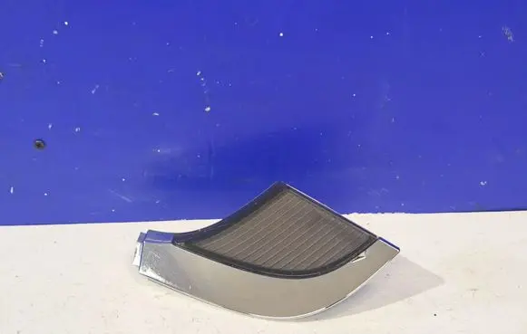 Saab 95 - 96 Under headlight/headlamp trim 89101420