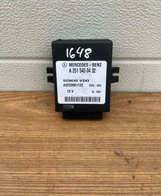 Mercedes-Benz E W211 Light module LCM A2515450432 A2C53061122