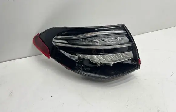 Rear/tail lights