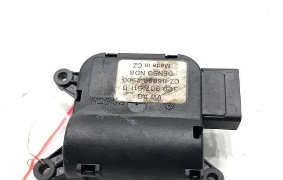 Volkswagen Tiguan Air flap motor/actuator 3C0907511B