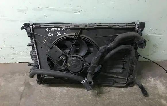 Ford Mondeo MK IV Coolant radiator