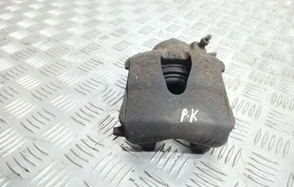 Volkswagen Golf IV Front brake caliper