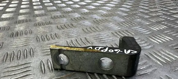 Volvo S90, V90 Front door upper hinge 31371553