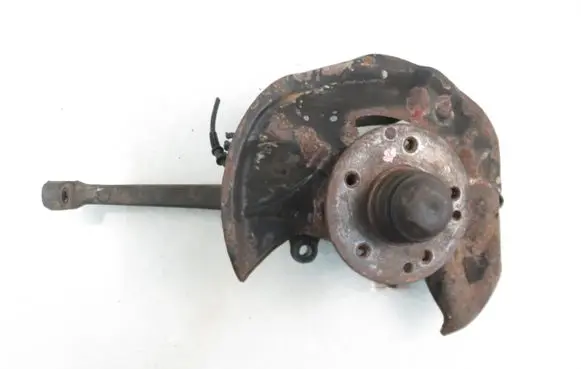 Mercedes-Benz C W202 Front wheel hub spindle knuckle 2021401
