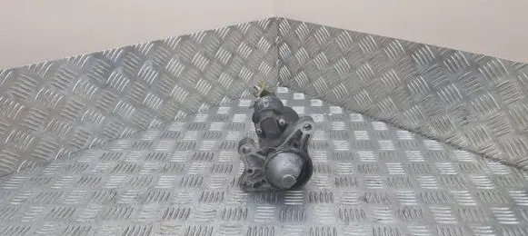 Mazda 6 Starter motor M001T81582