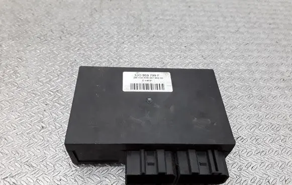 Volkswagen PASSAT B5 Comfort/convenience module 1J0959799F