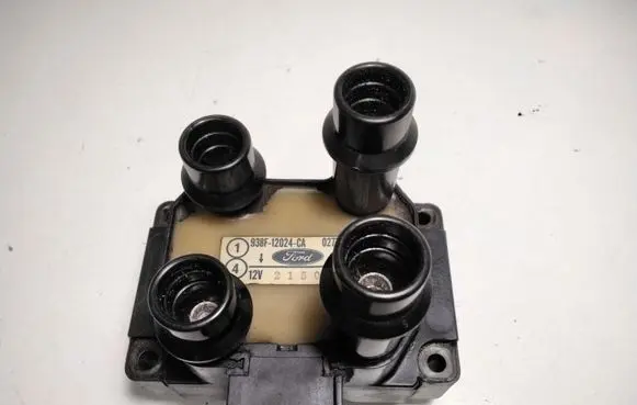 Ford Escort High voltage ignition coil 938F12024CA