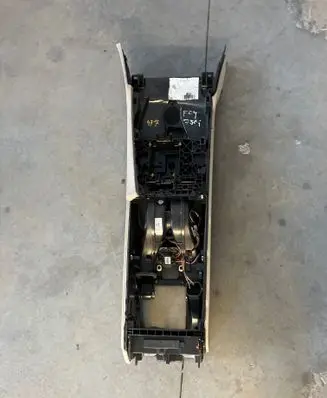 BMW 7 F01 F02 F03 F04 Armrest 9112677 1003950 58450713