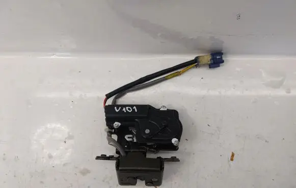 Toyota Corolla Verso AR10 Tailgate/trunk/boot lock/catch/latch 6935005051