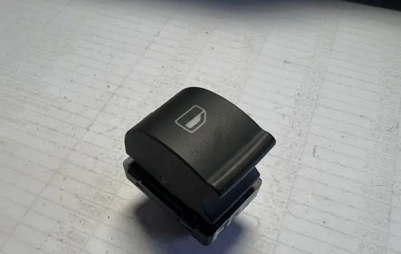 Seat Exeo (3R) Electric window control switch 8E0959855A