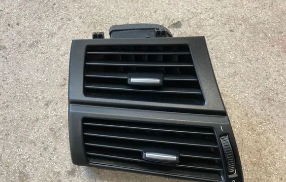BMW X6 E71 Dashboard side air vent grill/cover trim 9227767