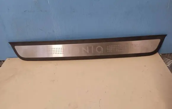 Hyundai Ioniq Front sill trim cover 85873G2500