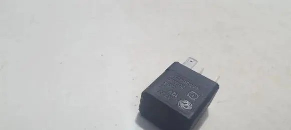 Fiat Punto (188) Other relay 46520421 A727
