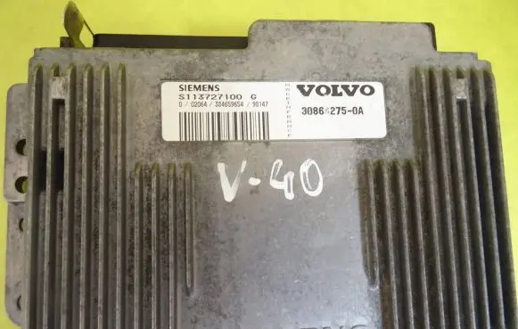 Volvo S40, V40 Engine control unit/module S113727100G 30864275-0A