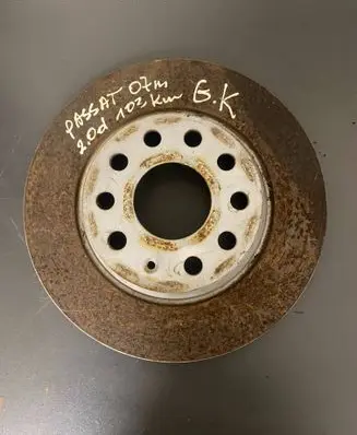 Volkswagen PASSAT B6 Rear brake disc