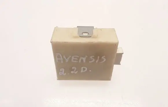 Toyota Avensis T250 Door central lock control unit/module 8974105070