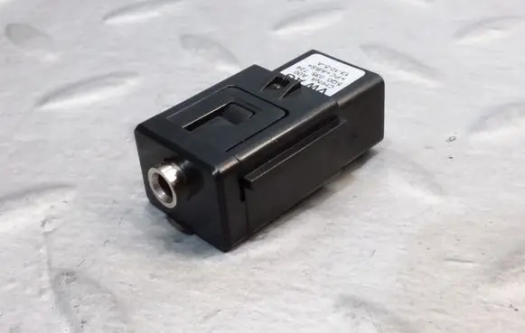 Skoda Octavia Mk3 (5E) AUX in-socket connector 5Q0035724