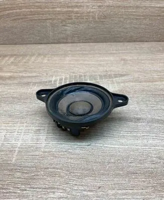 Mercedes-Benz E W211 Panel speaker A2118203002 USED