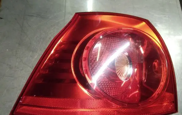Volkswagen Golf V Rear/tail lights 1K6945095G 89031704