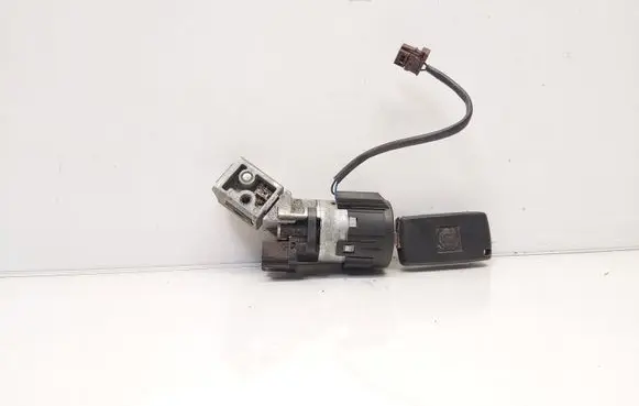 Citroen C4 I Picasso Ignition lock 9663123380